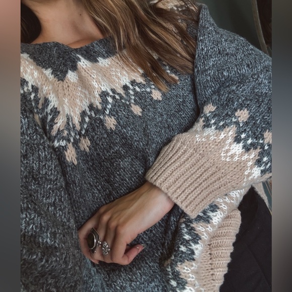 HandMade hand crafted Sweater Nordic Fair Isle square neck Gray ivory Sz large - Picture 9 of 9